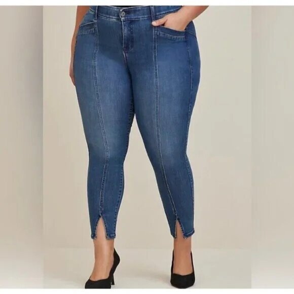 Torrid Bombshell Skinny Jeans Size 20 High Rise Split Front Cropped Ankle - Picture 1 of 10